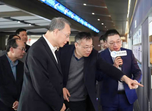 安達動(dòng)態(tài) | 中國科協(xié)黨組成員、書(shū)記處書(shū)記殷皓一行蒞臨安達創(chuàng  )展考察調研